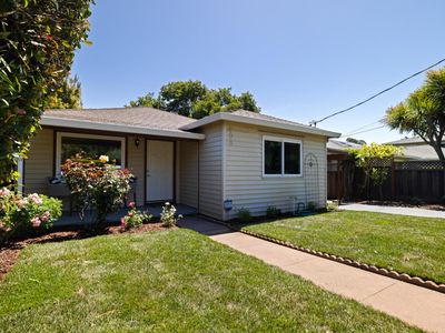 903 Alameda De Las Pulgas, Belmont, CA, 94002