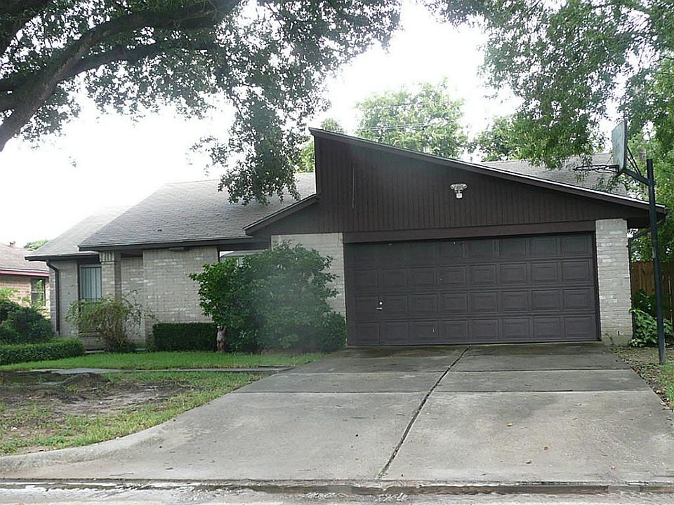 1st image of 1607 Green Trail Dr