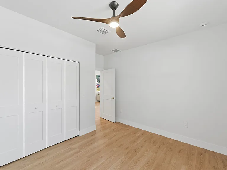 309 E Selma Ave — Photo 24