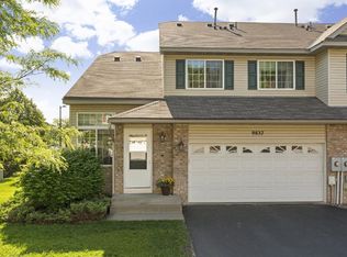 9837 Hamlet Ln S, Cottage Grove, MN 55016