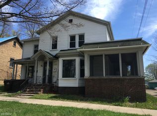510 N Superior St, Albion, MI 49224