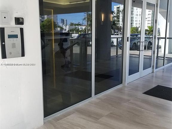 2nd image of 1228 West Ave APT 1209