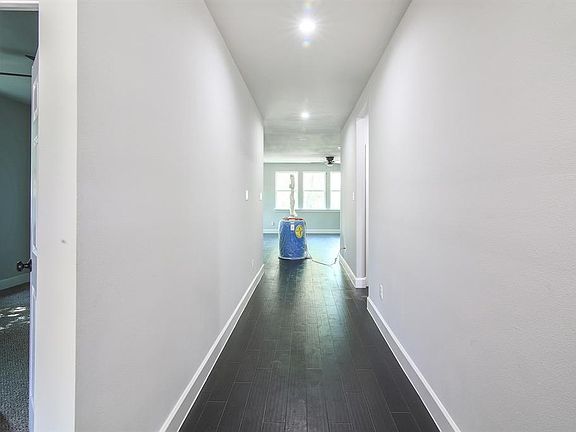 3rd image of 4219 Ramona Ave