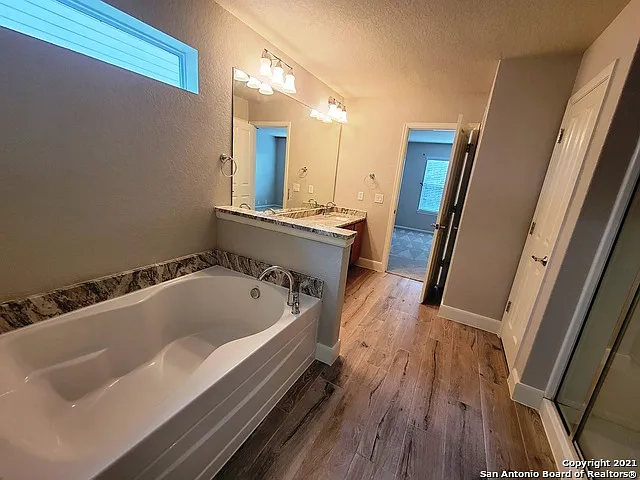 661 Silo St — Photo 10