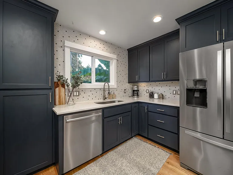 4320 SE Lambert St — Photo 10