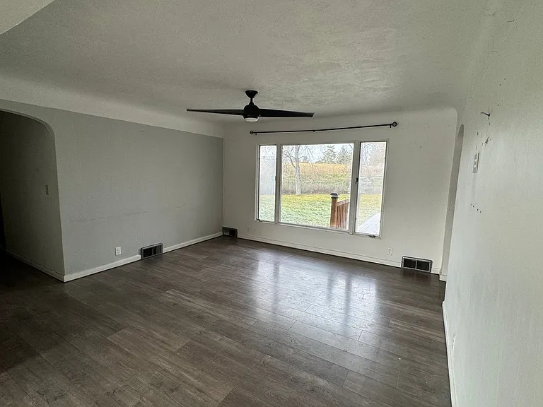 2434 Wyoming St — Photo 18