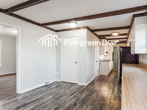 5th image of 644 Navajo Trl