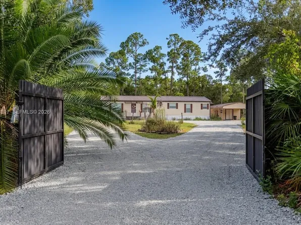 4075 Fort Center Ave, Labelle, FL 33935