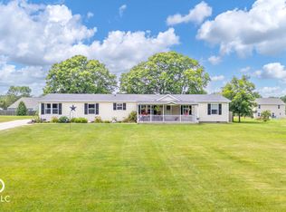 317 N Walnut St, Mount Summit, IN 47361