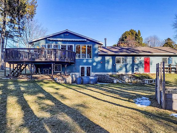 2nd image of 3718 Riverview Dr