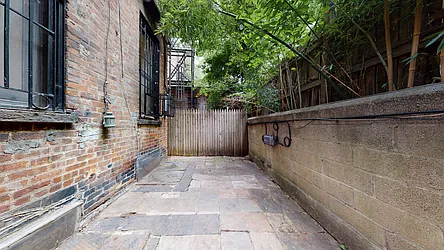 Rented by Bond New York