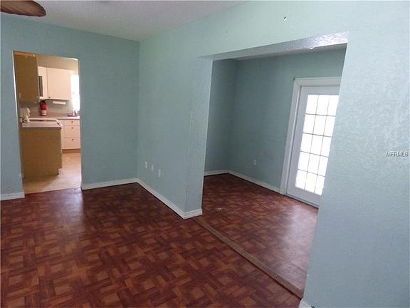4th image of 5601 Ogden Ave