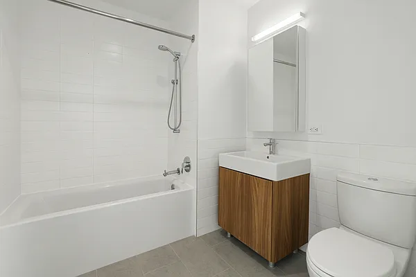 Rented by Stonehenge NYC LLC | media 7