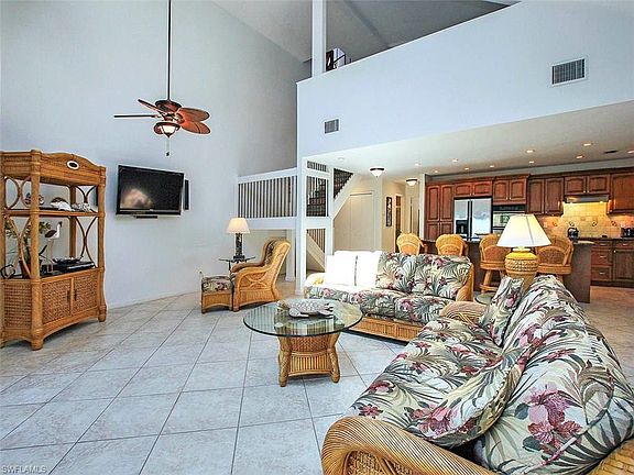 5th image of 1811 Olde Middle Gulf Dr #19