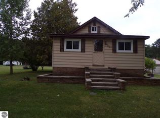 337 S Plank Rd, Tawas City, MI 48763