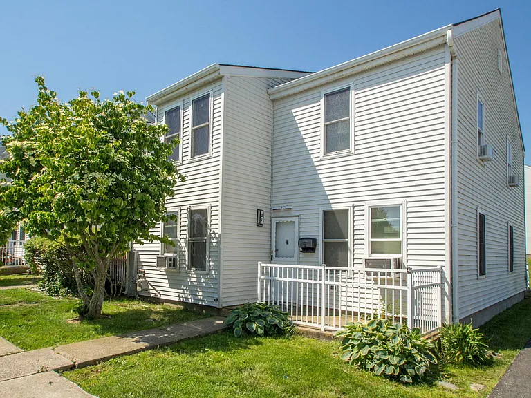 381 Jackson Rd — Photo 7