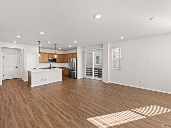 8777 Whiteclover Street, Littleton, CO 80125
