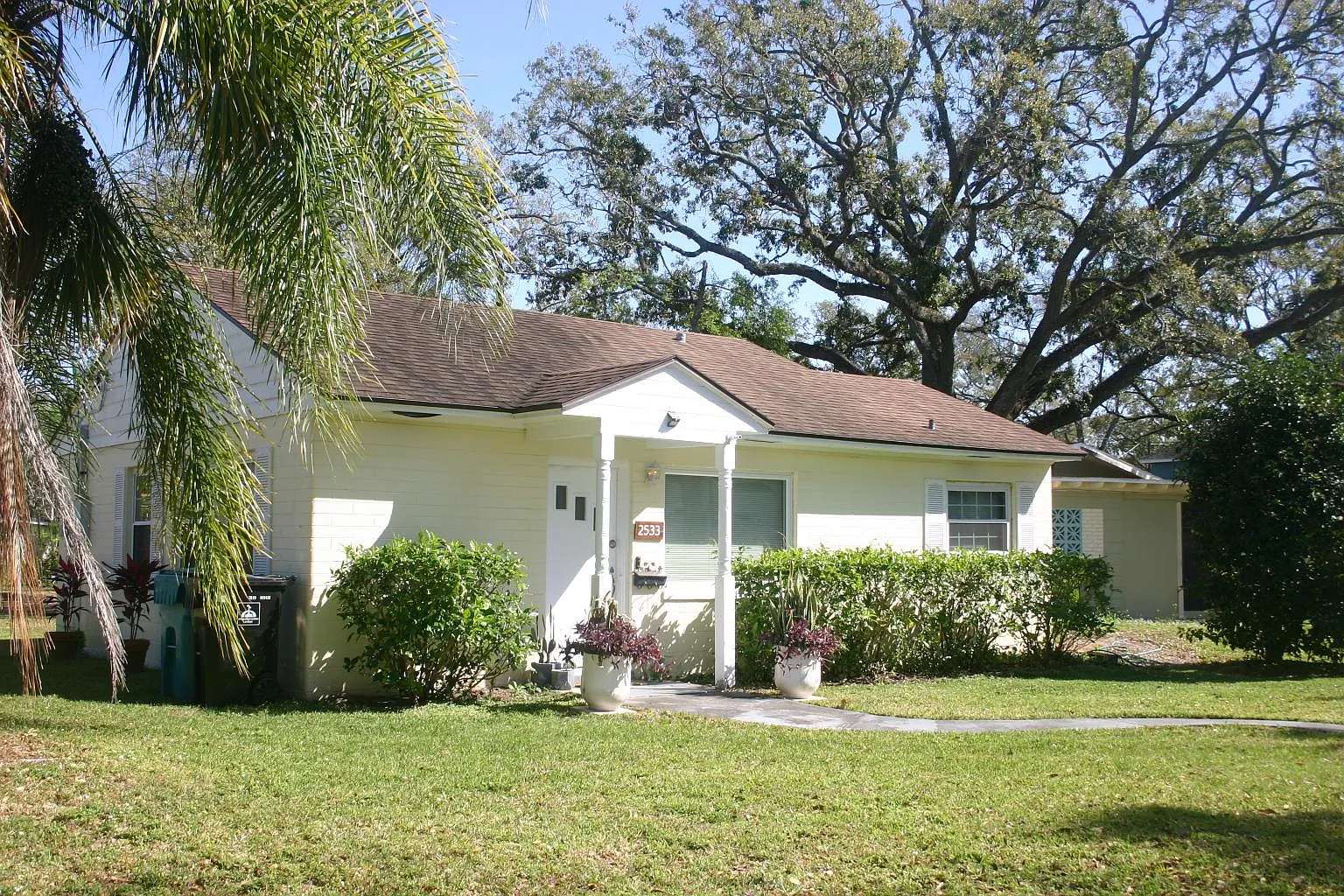 2 bed, 786 sqft, $1,995 — Photo 3