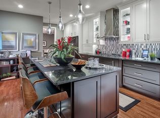 302 Whitemarsh Dr, Flourtown, PA