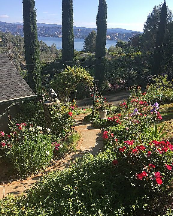 2nd image of 9939 El Capitan Way