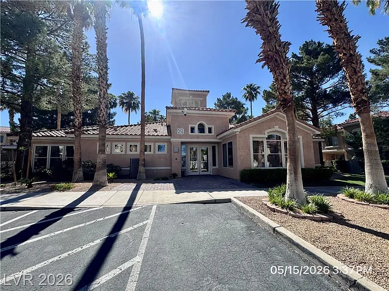 251 S Green Valley Pkwy #2421 — Photo 29
