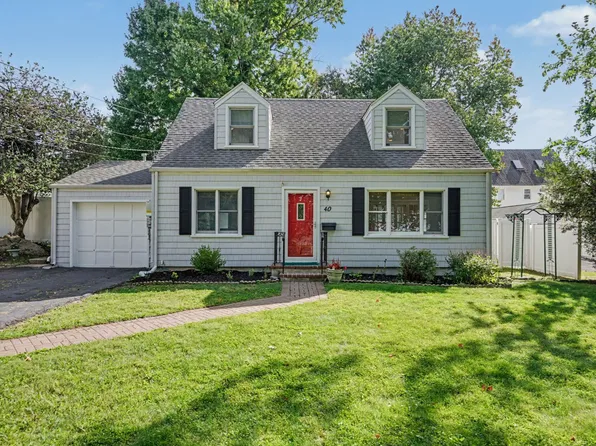 40 Tupper Dr, Stamford, CT 06902