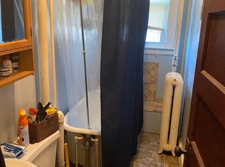 36 Miles Ave APT 5, Middletown, CT 06457