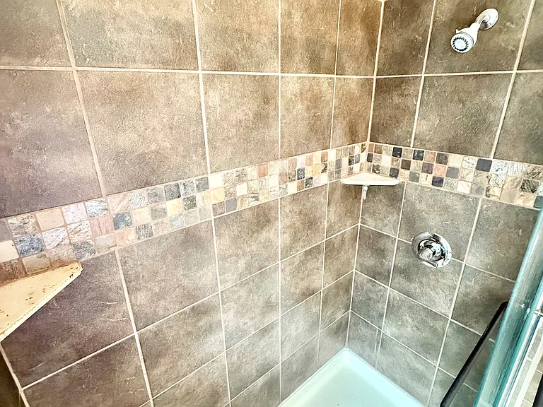 4627 Behrwald Ave #UP — Photo 7