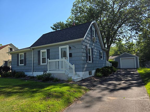2nd image of 3922 Zane Ave N