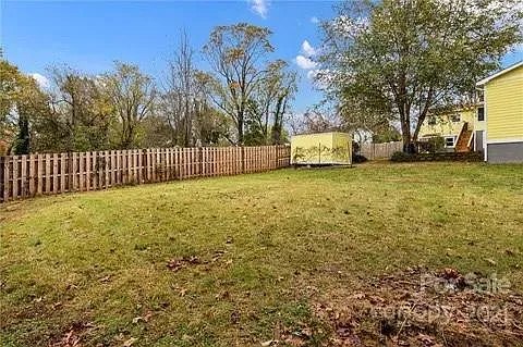 129 Logan Ave — Photo 26