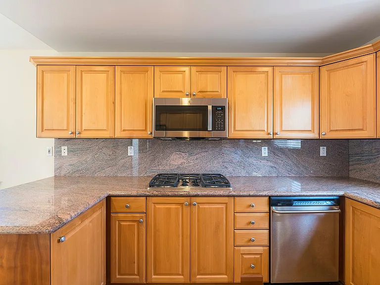 2213 Carnegie Ln #C — Photo 17