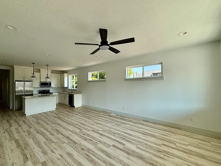 310 Lola St #310 — Photo 6