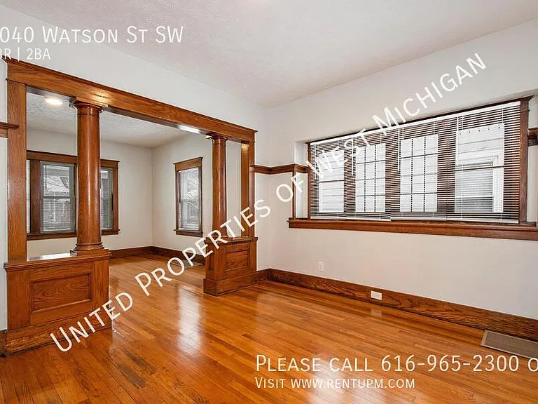 1040 Watson St SW — Photo 8