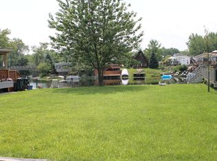 90 Dinosaur Rd, Wilmington, IL 60481