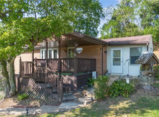 9881 Joan Dr, Irwin, PA 15642