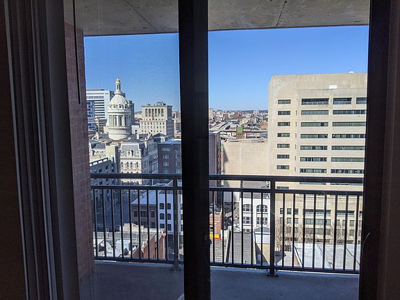 4th image of 414 Water St Unit 1406