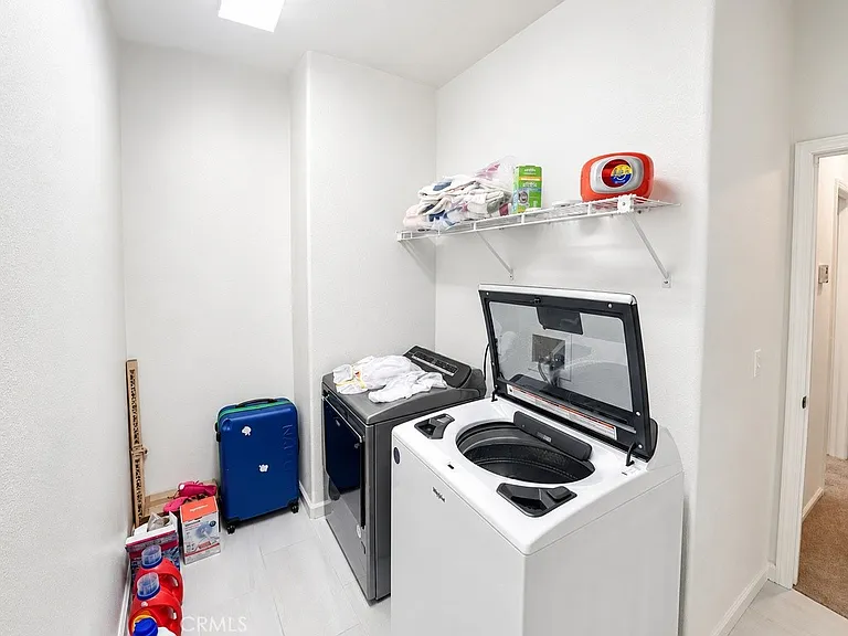 7000 Fontaine Pl — Photo 17