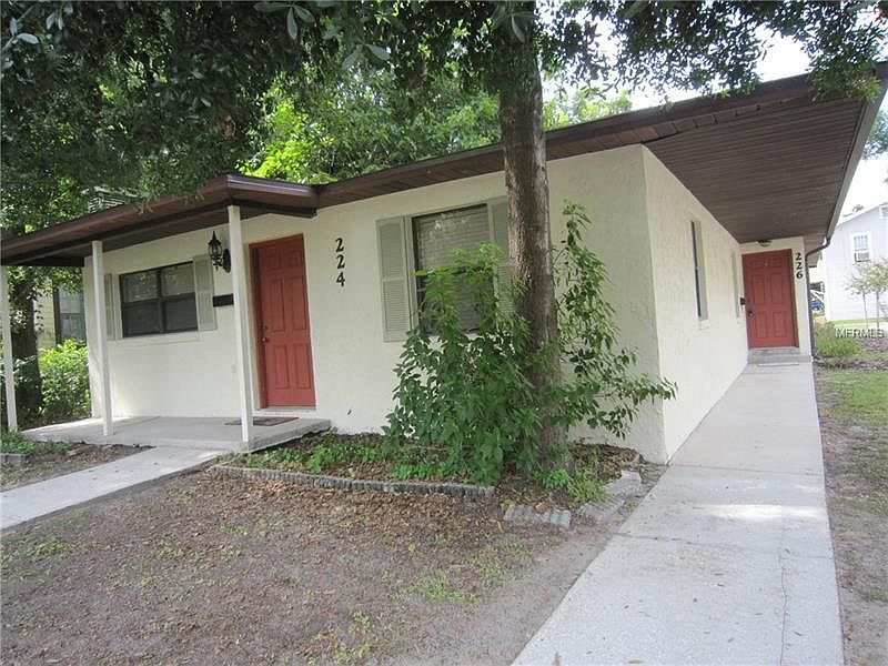 1st image of 226 E Palm Dr