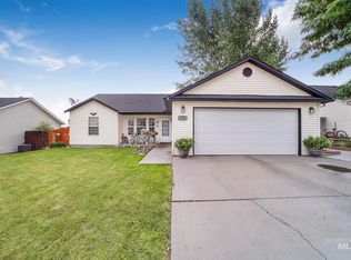 1585 Dana St, Twin Falls, ID 83301