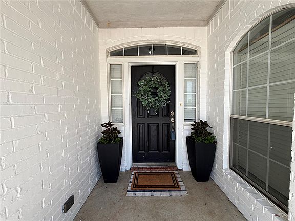 4th image of 1690 Lawlis Ln