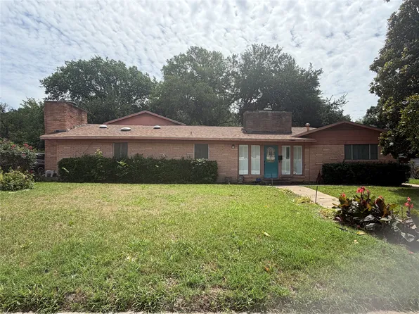 3016 Dreeben Dr, Richland Hills, TX 76118