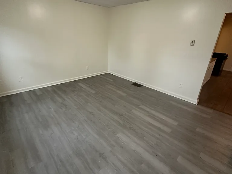 113 Morris St #11 — Photo 5