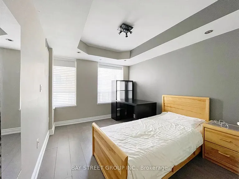 30 Hayden St #405 — Photo 6