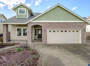 650 Kalugin Ct, Molalla, OR 97038