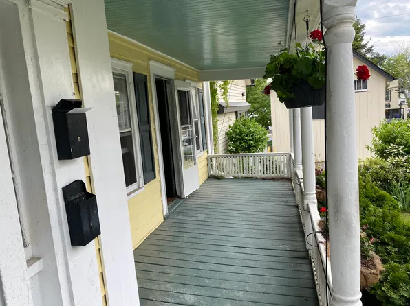 106 South St APT A, Pt Jefferson, NY 11777