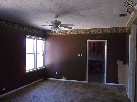 2nd image of 316 Ellis St