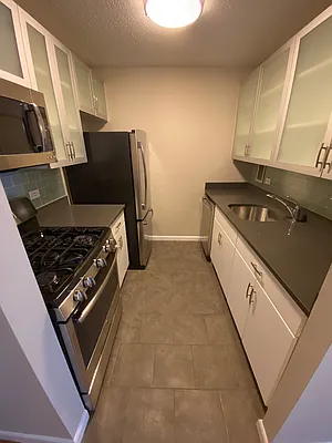 Rented by Bozzuto Management | media 27