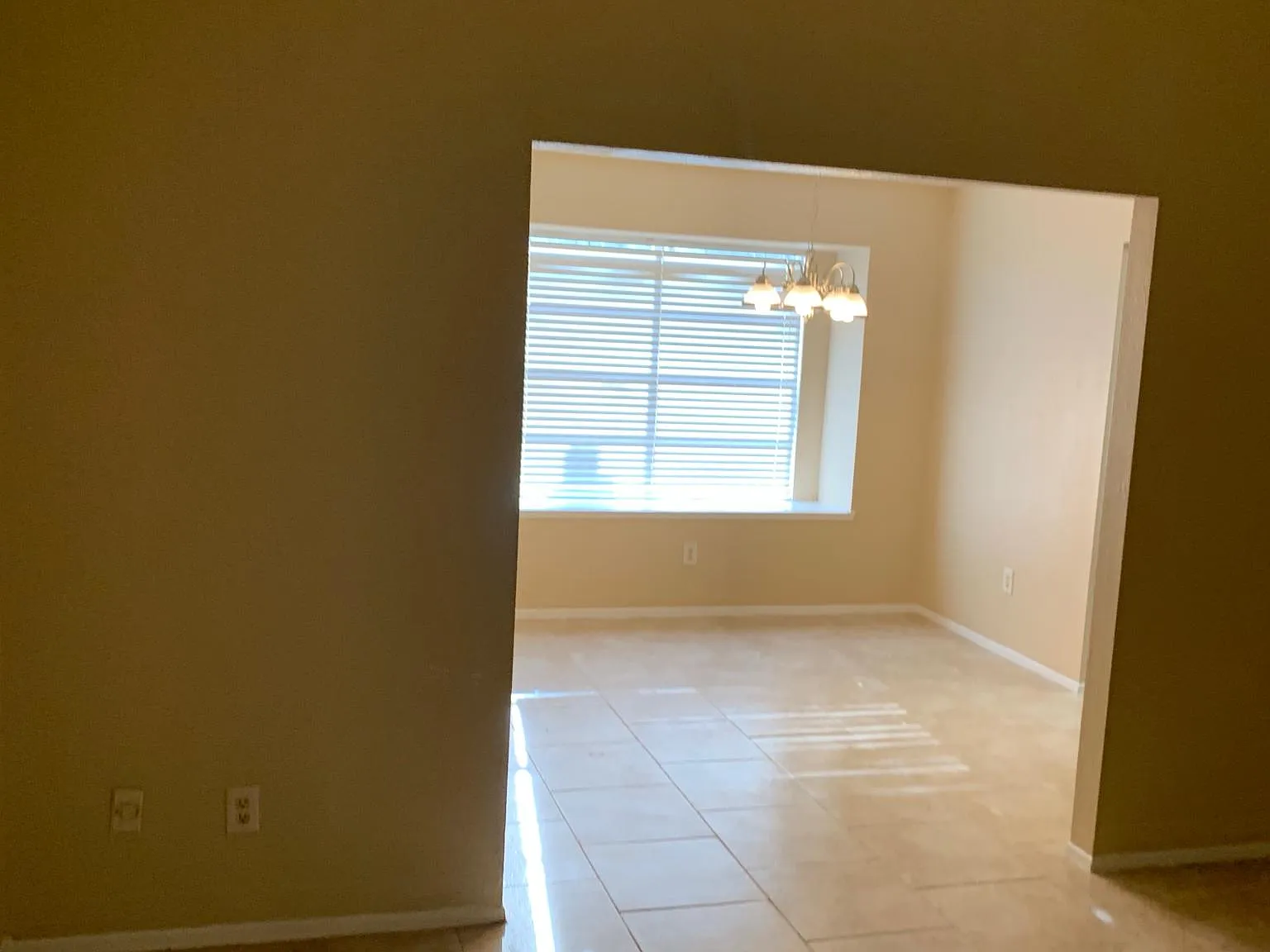 4906 Glenvalley Dr — Photo 3