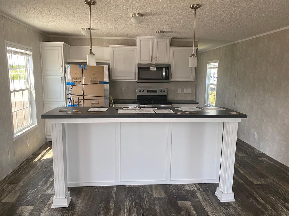 1st image of 76 Yardner St Lot 30