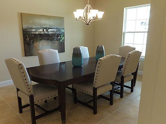 2nd image of 106 Ivydale Manor Dr